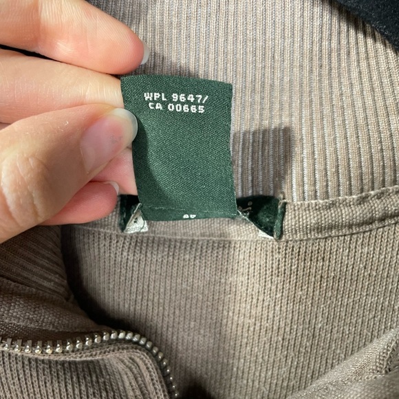 Eddie Bauer Medium Brown Sweater - Picture 7 of 7